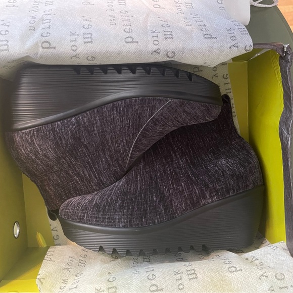 CHARLIE MEV MEMORY FOAM WEDGES . SIZE 6.5 - Picture 2 of 6